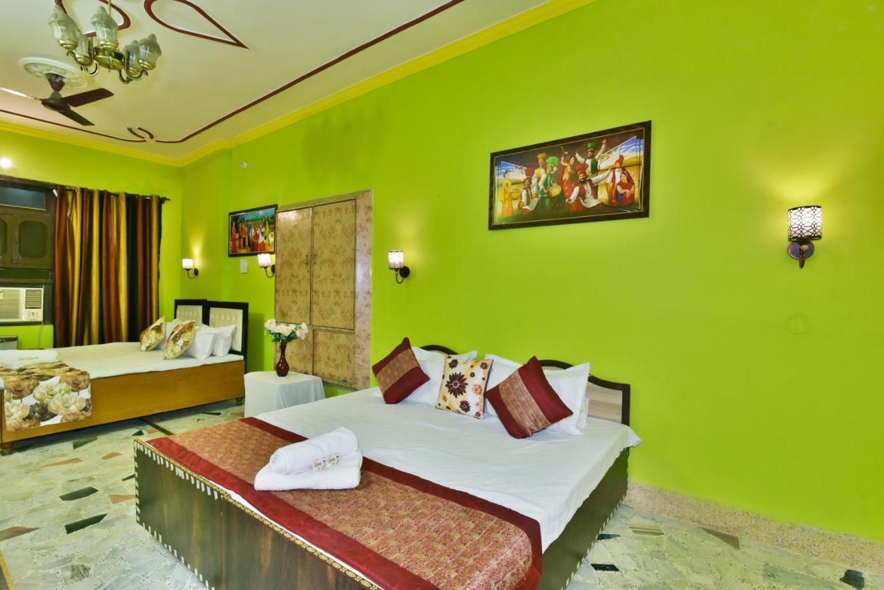 Wow Backpackers Hostels Amritsar Buitenkant foto