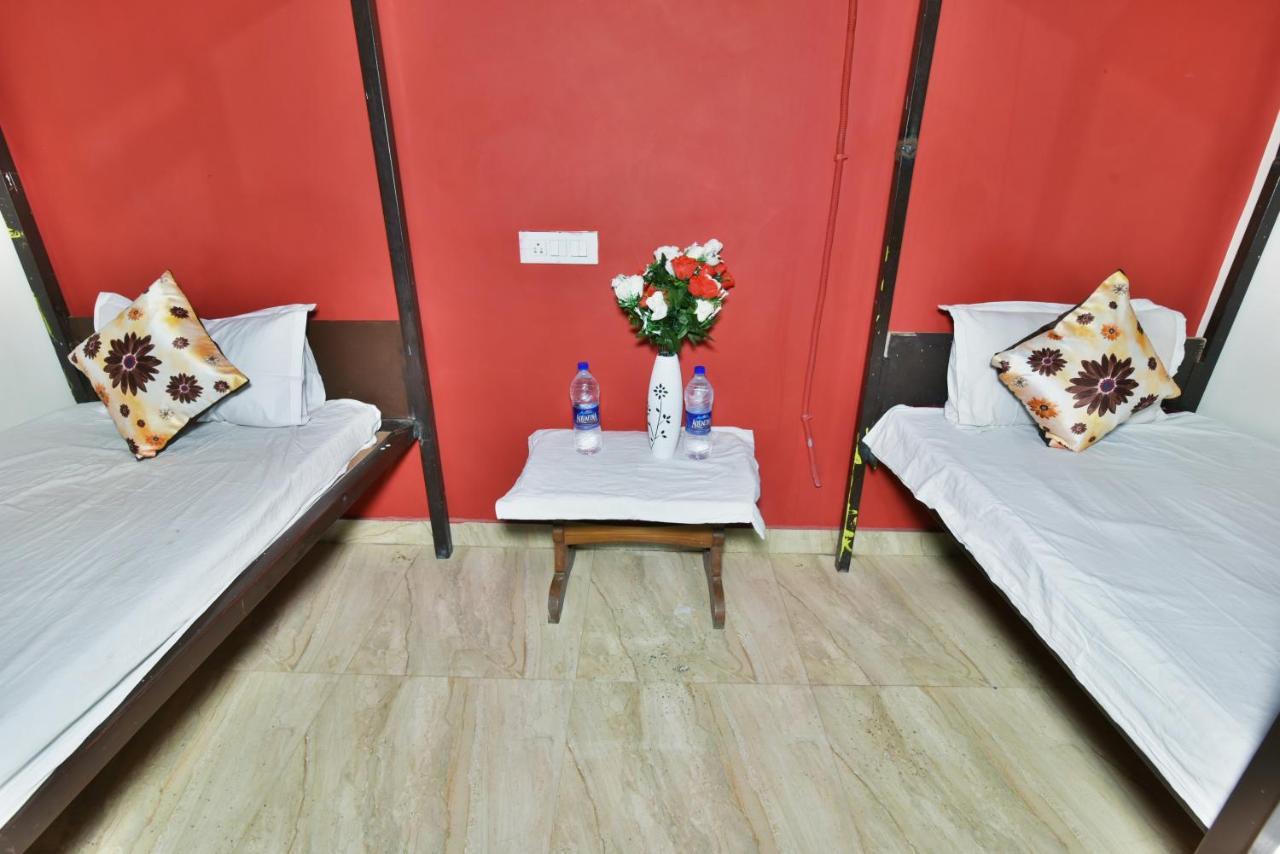 Wow Backpackers Hostels Amritsar Buitenkant foto