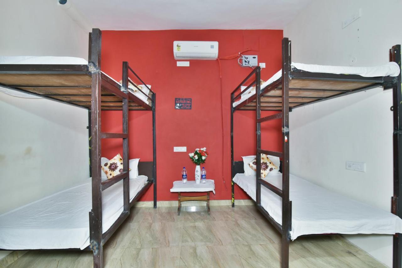 Wow Backpackers Hostels Amritsar Buitenkant foto